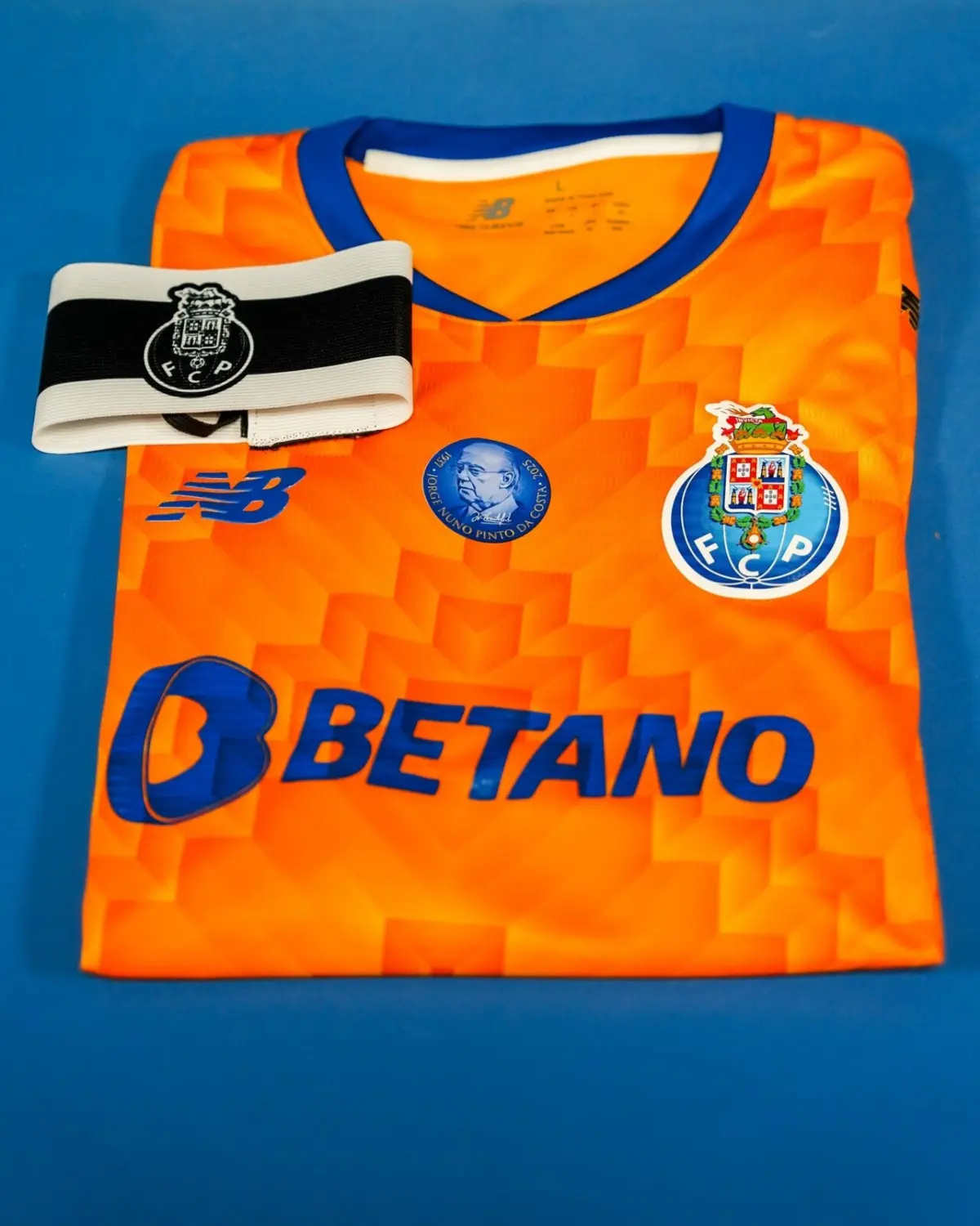 Imagem de contexto do artigo FC Porto defronta Farense com homenagem a Pinto da Costa no equipamento