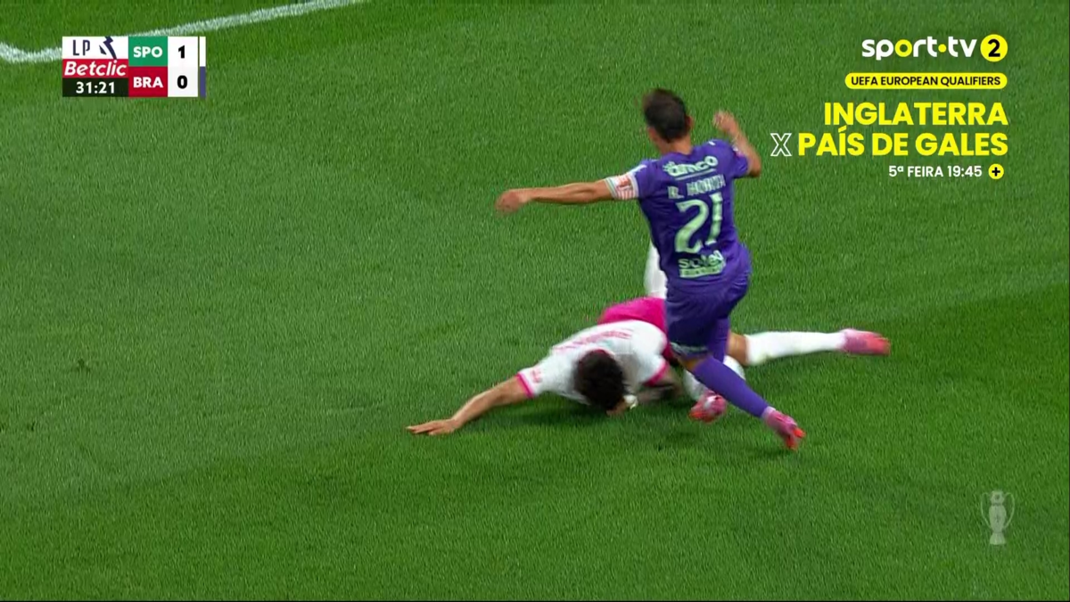 Imagem de contexto do artigo Braga pediu penálti em Alvalade neste lance. Ora veja