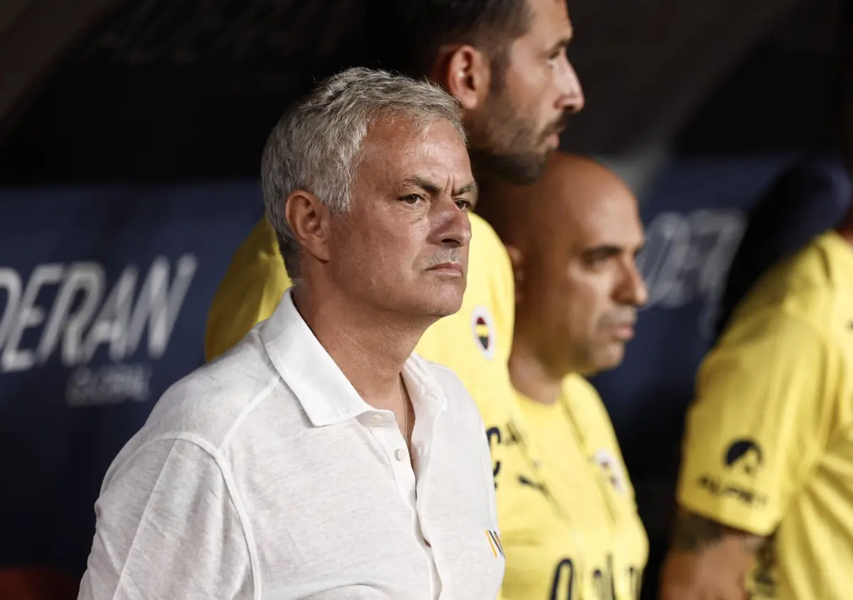 Mourinho (créditos: AFP)