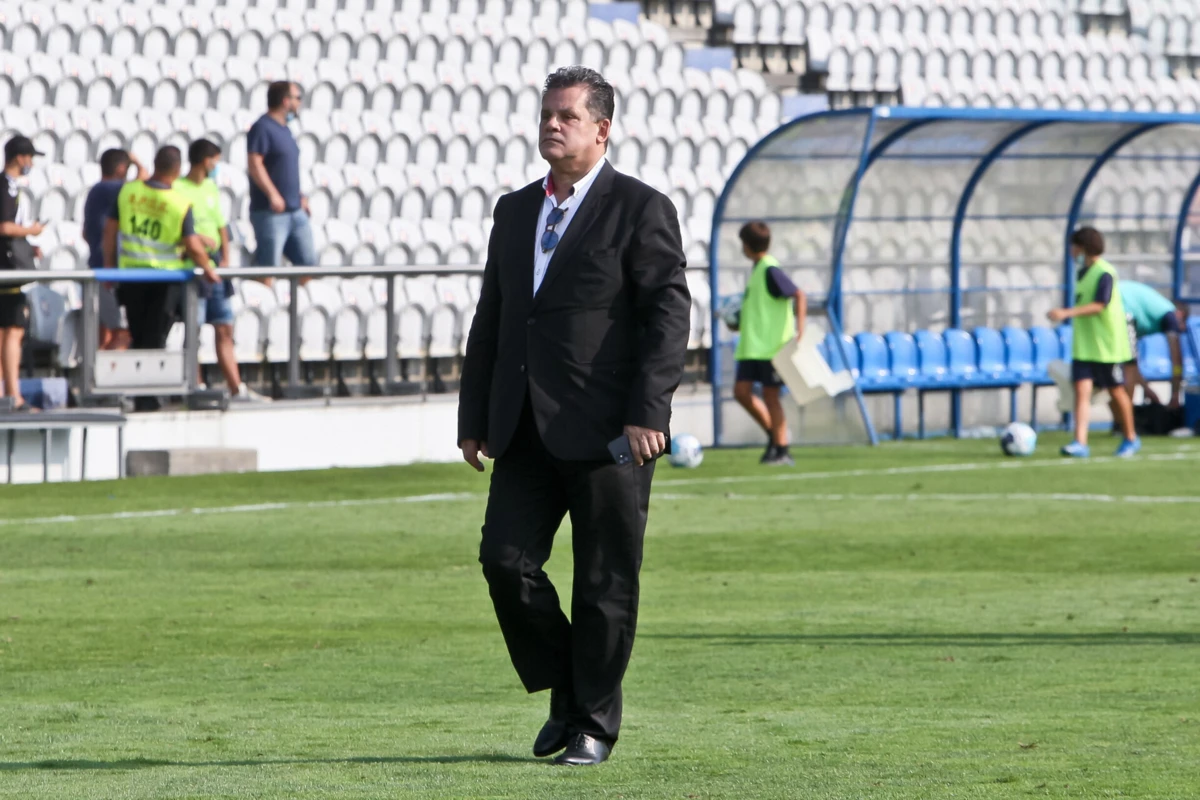 Imagem de contexto do artigo Dez mil euros sem ir a jogo: Nacional quer ser ressarcido após adiamento do duelo com o Leixões