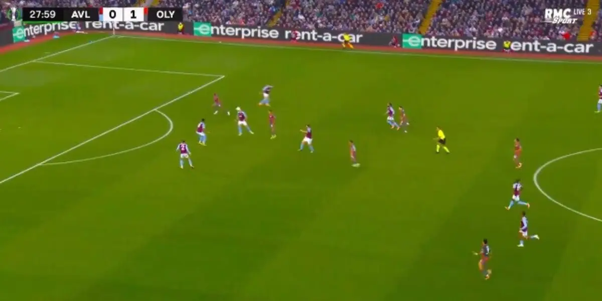 Assistência de Podence (créditos: X/Reprodução)