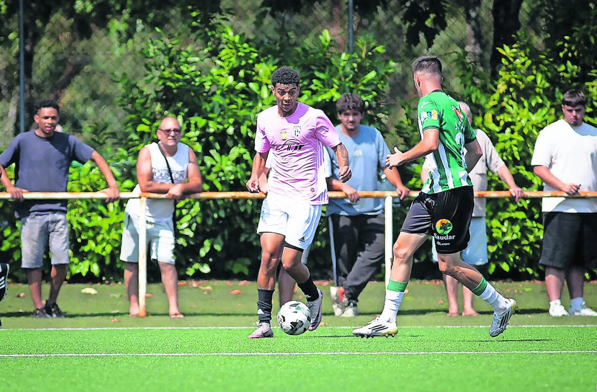 Juninho (Créditos: CD Celoricense)