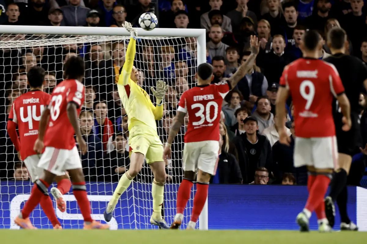 Trubin em ação em Stamford Bridge