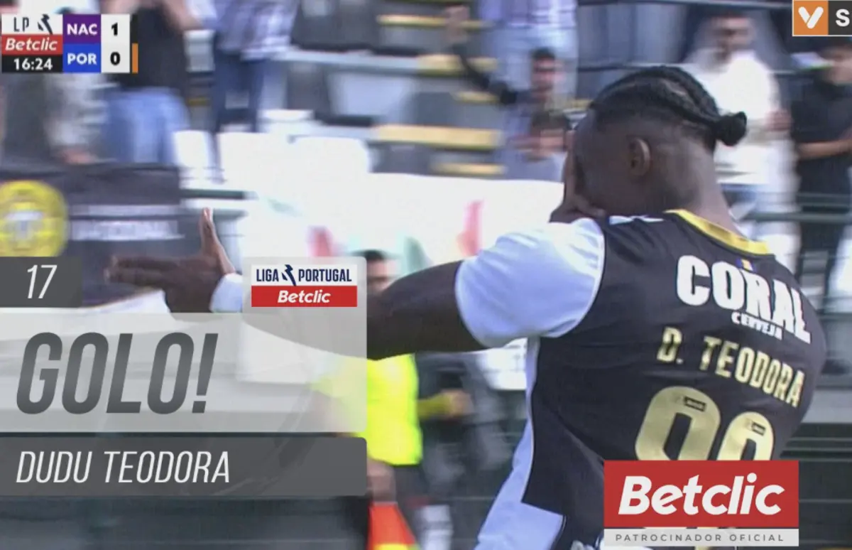 Imagem de contexto do artigo Dudu inaugura o marcador do Nacional-FC Porto. Veja o golo