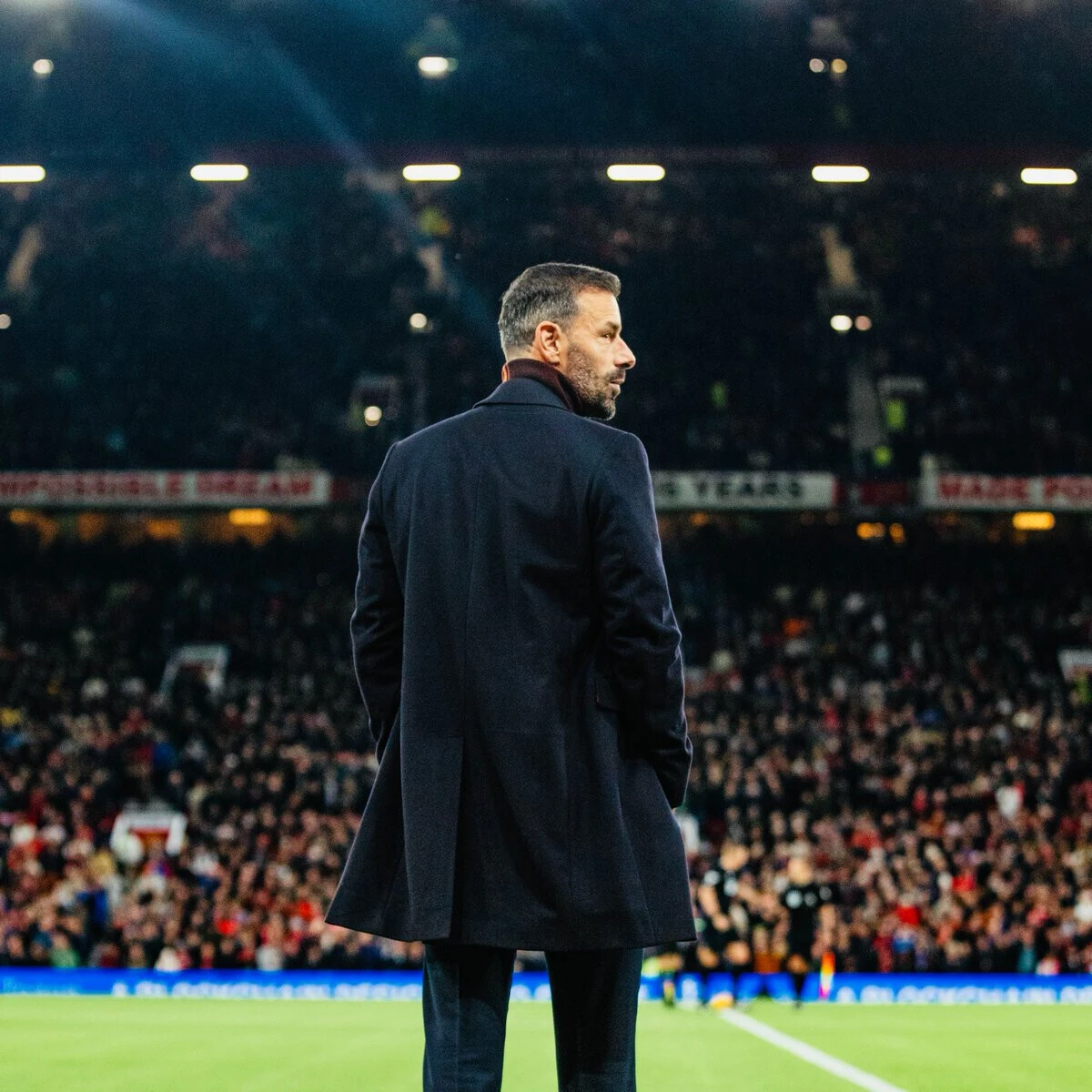 Imagem de contexto do artigo Rio Ferdinand discorda da decisão de Rúben Amorim: "Teria mantido Van Nistelrooy"