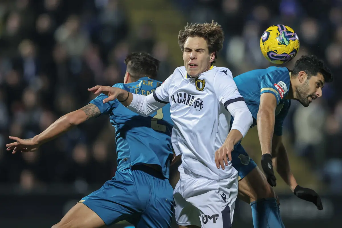 Gustavo Sá no Famalicão-FC Porto (Miguel Pereira/Global Imagens)