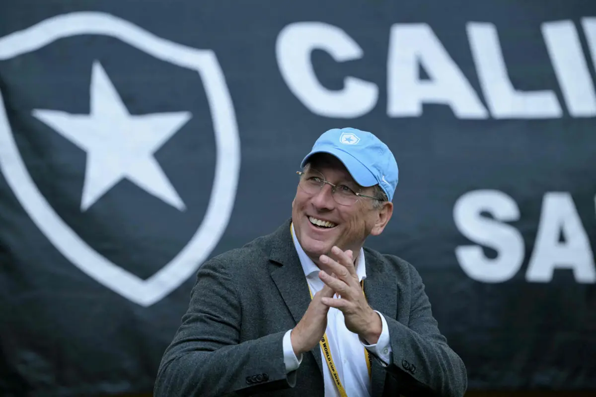 Imagem de contexto do artigo John Textor: "América do Sul está a dar pontapés no rabo da Europa no Mundial de Clubes"