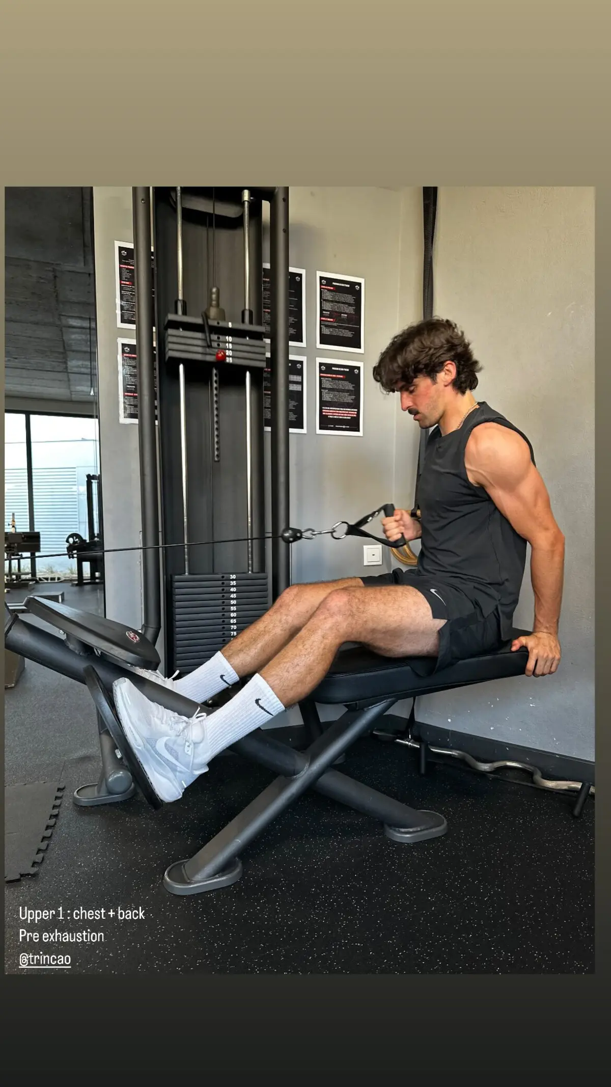 Imagem de contexto do artigo De férias, mas sem borlas: Trincão faz trabalho de ginásio