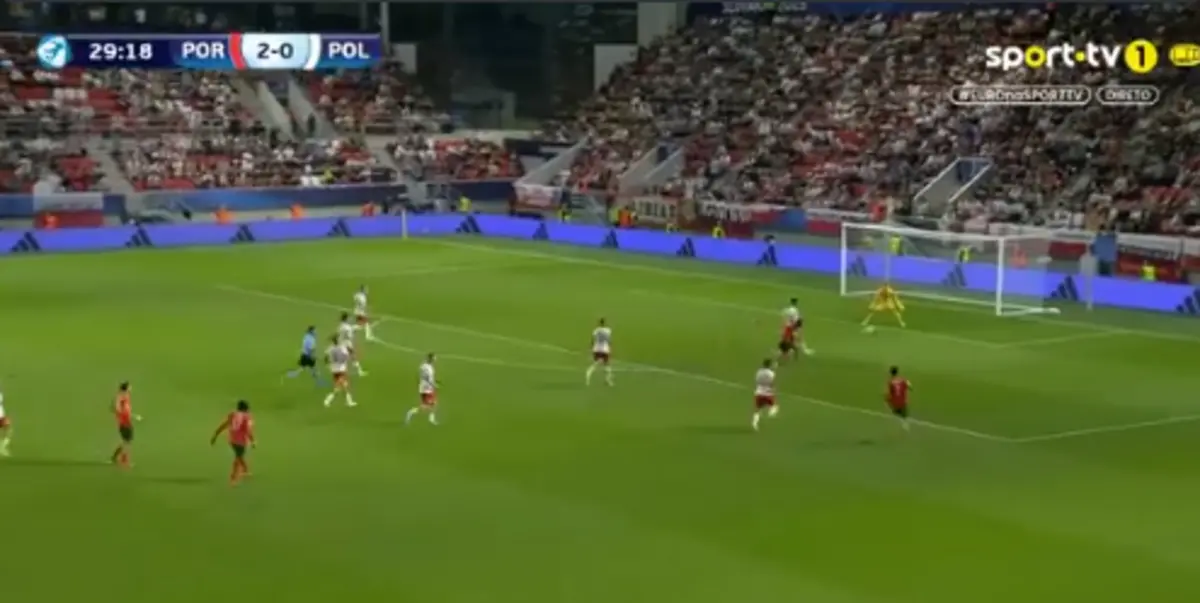 Imagem de contexto do artigo Os golos de Henrique Araújo e Paulo Bernardo no dia em que igualaram recorde