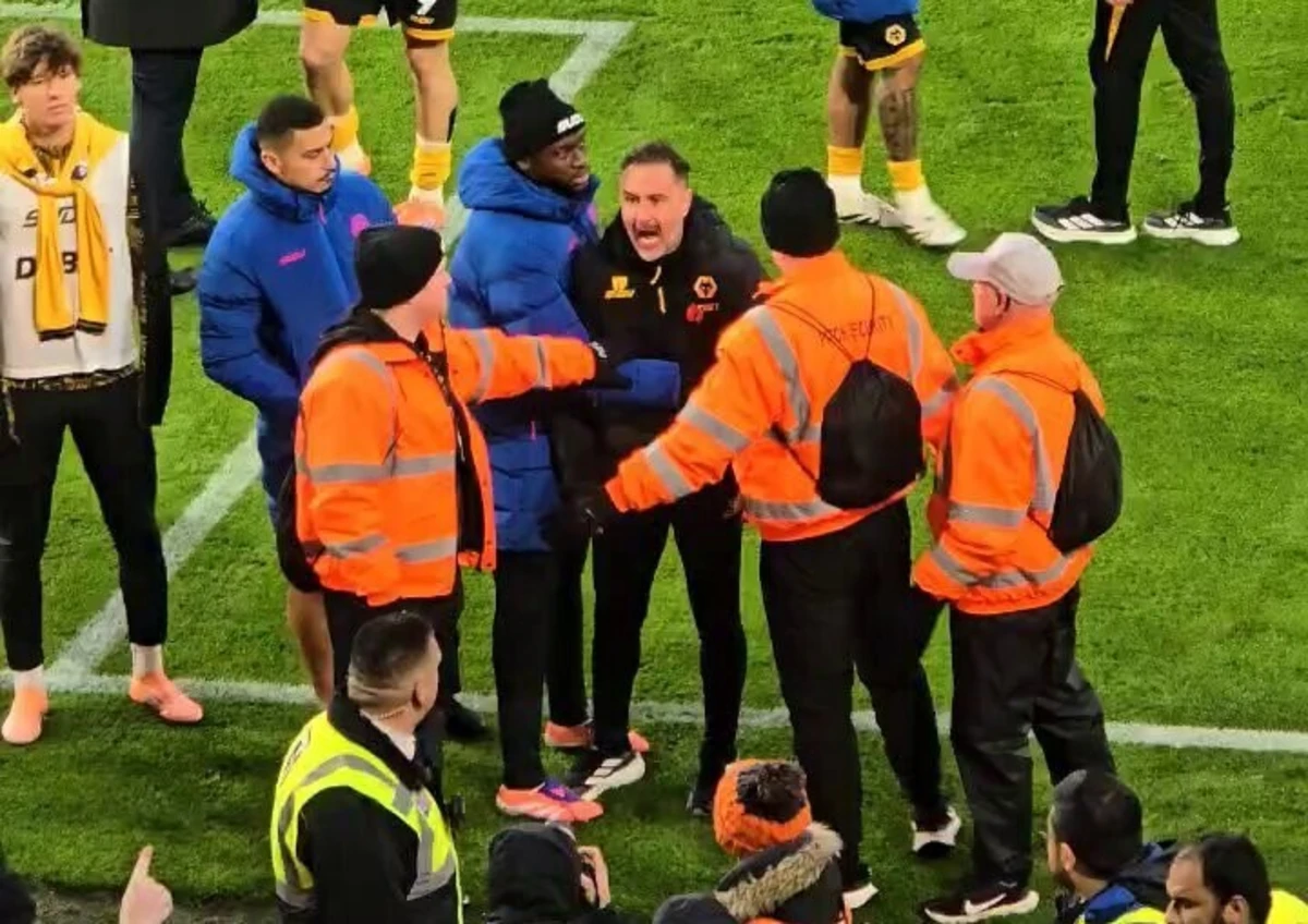 Imagem de contexto do artigo Vítor Pereira perde a cabeça e é afastado por jogadores após nova derrota