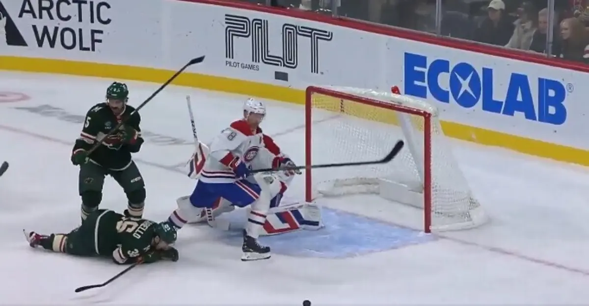 Momento da lesão de Zucarrello (créditos: X/@BR_OpenIce)