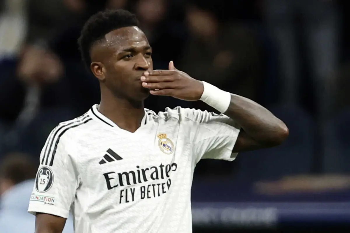 Imagem de contexto do artigo Vinícius Júnior celebra subida do Alverca à I Liga: "Vamos!"