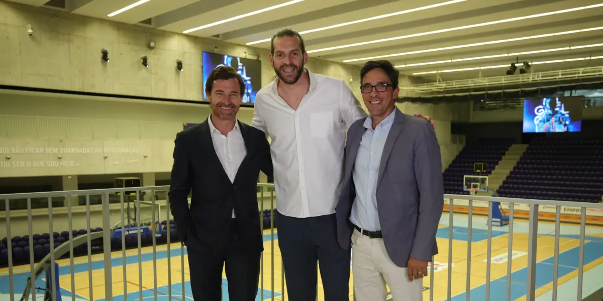 André Villas-Boas, Miguel Queiroz e Mário Santos (créditos: FC Porto=