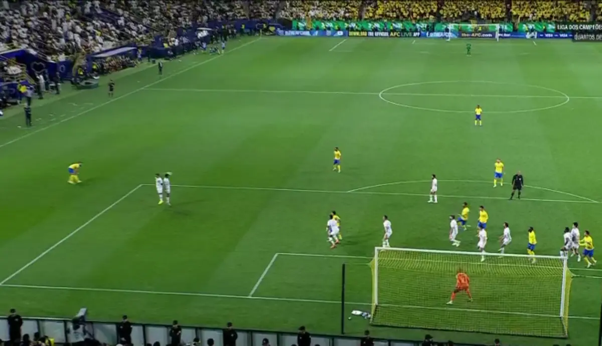 Imagem de contexto do artigo O golo de Alex Telles que empatou a eliminatória entre Al Nassr e Al Ain