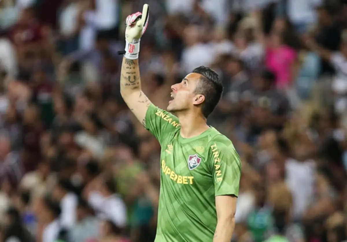 Imagem de contexto do artigo Jogador do Fluminense vai renovar até aos 46 anos