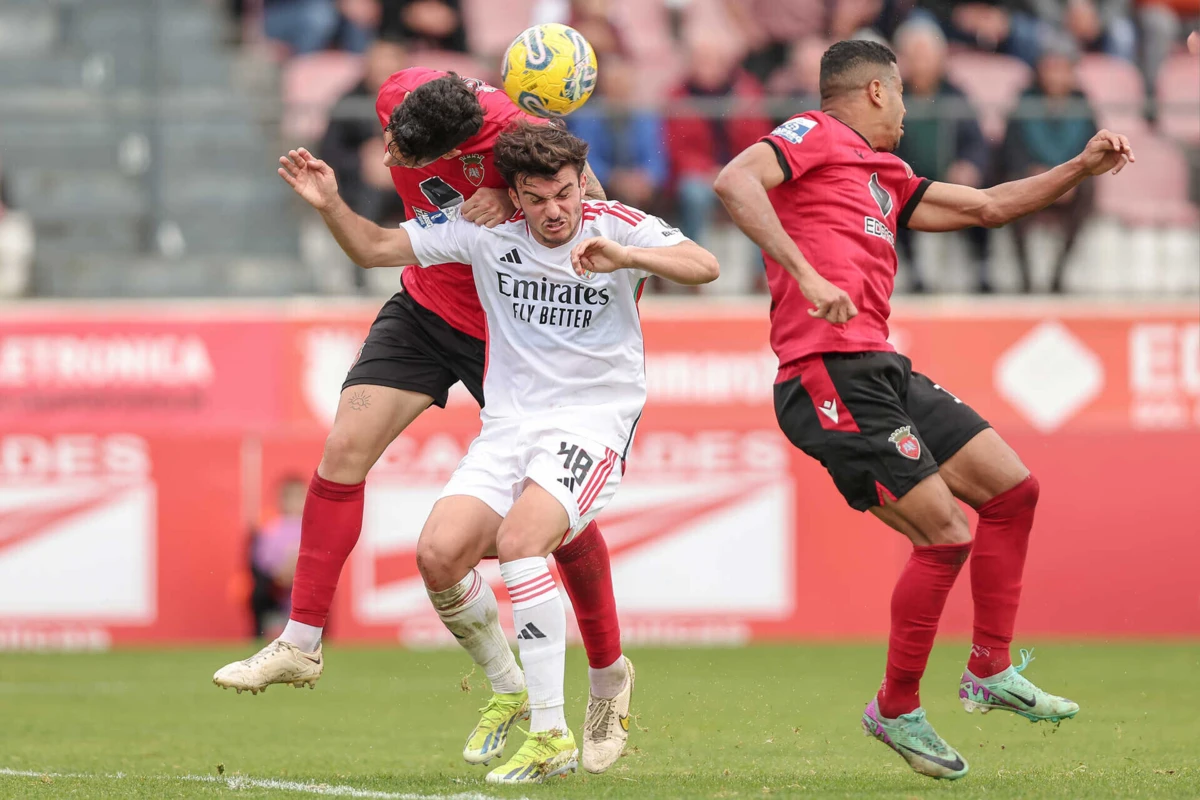 Rafael Rodrigues com a camisola do Benfica B