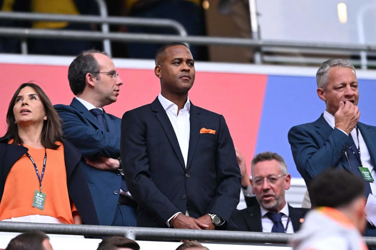 Patrick Kluivert (Créditos: AFP)
