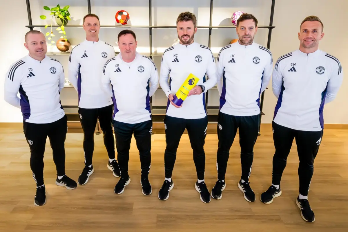 Imagem de contexto do artigo Começo em grande: Michael Carrick é o treinador do mês na Premier League