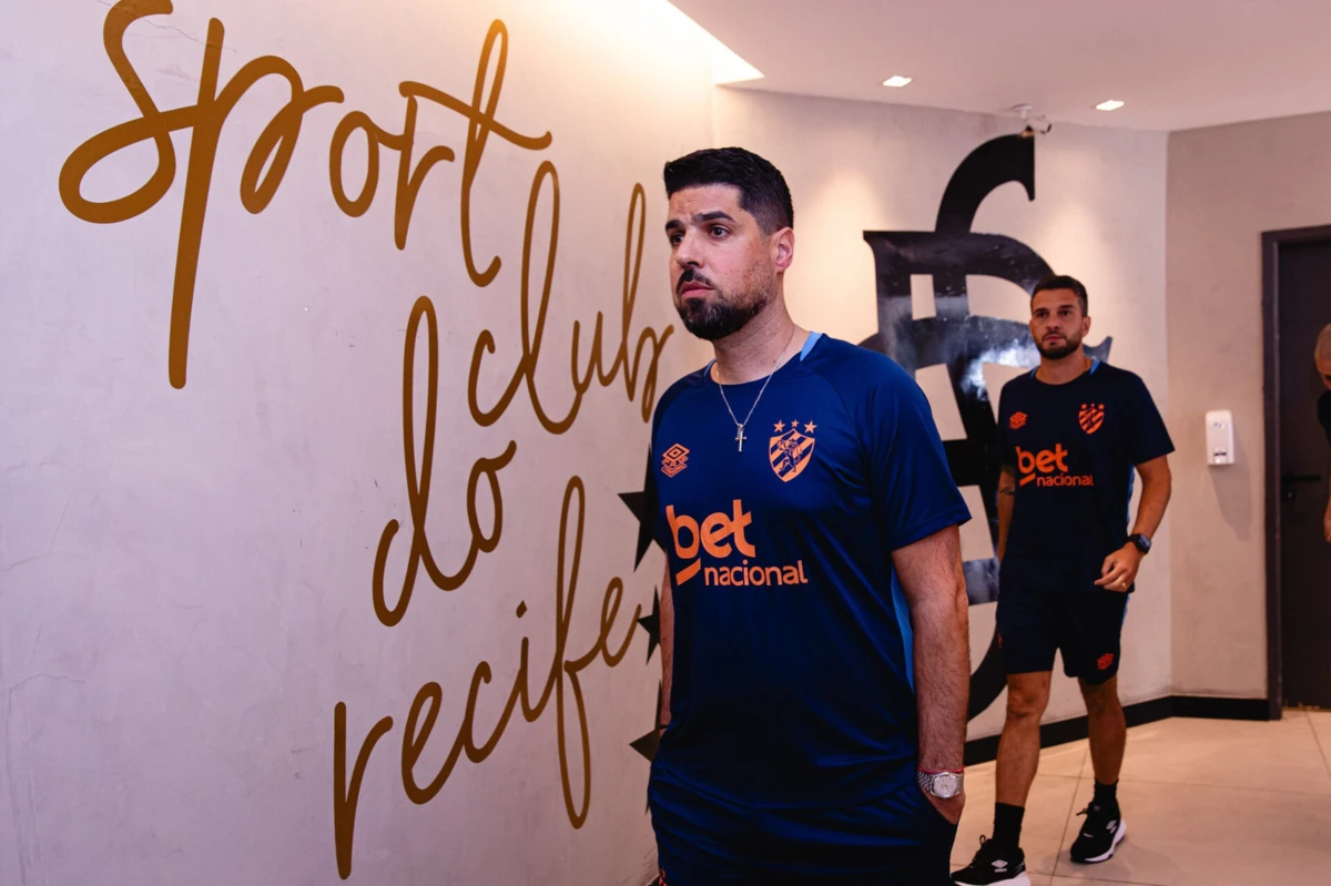 Imagem de contexto do artigo António Oliveira despedido do Sport Recife após quatro jogos e sem qualquer vitória