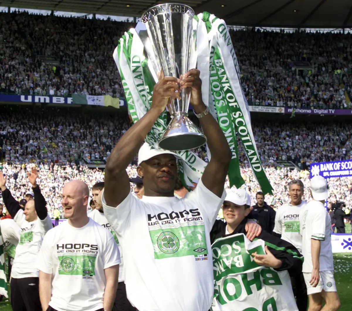 Imagem de contexto do artigo Foi titular na final da Taça UEFA contra o FC Porto e está internado em hospital psiquiátrico