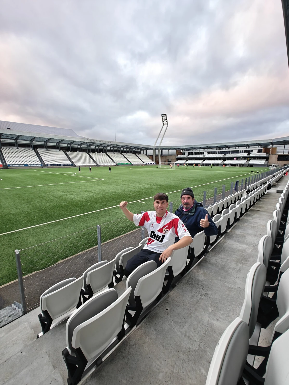 Imagem de contexto do artigo Foram às Ilhas Faroé, mas falharam adversário e estreia europeia do Rayo Vallecano