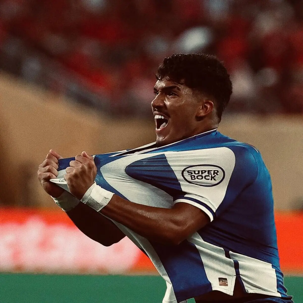 Imagem de contexto do artigo William Gomes reage após despedida do FC Porto do Mundial de Clubes: "Voltaremos muito mais fortes"