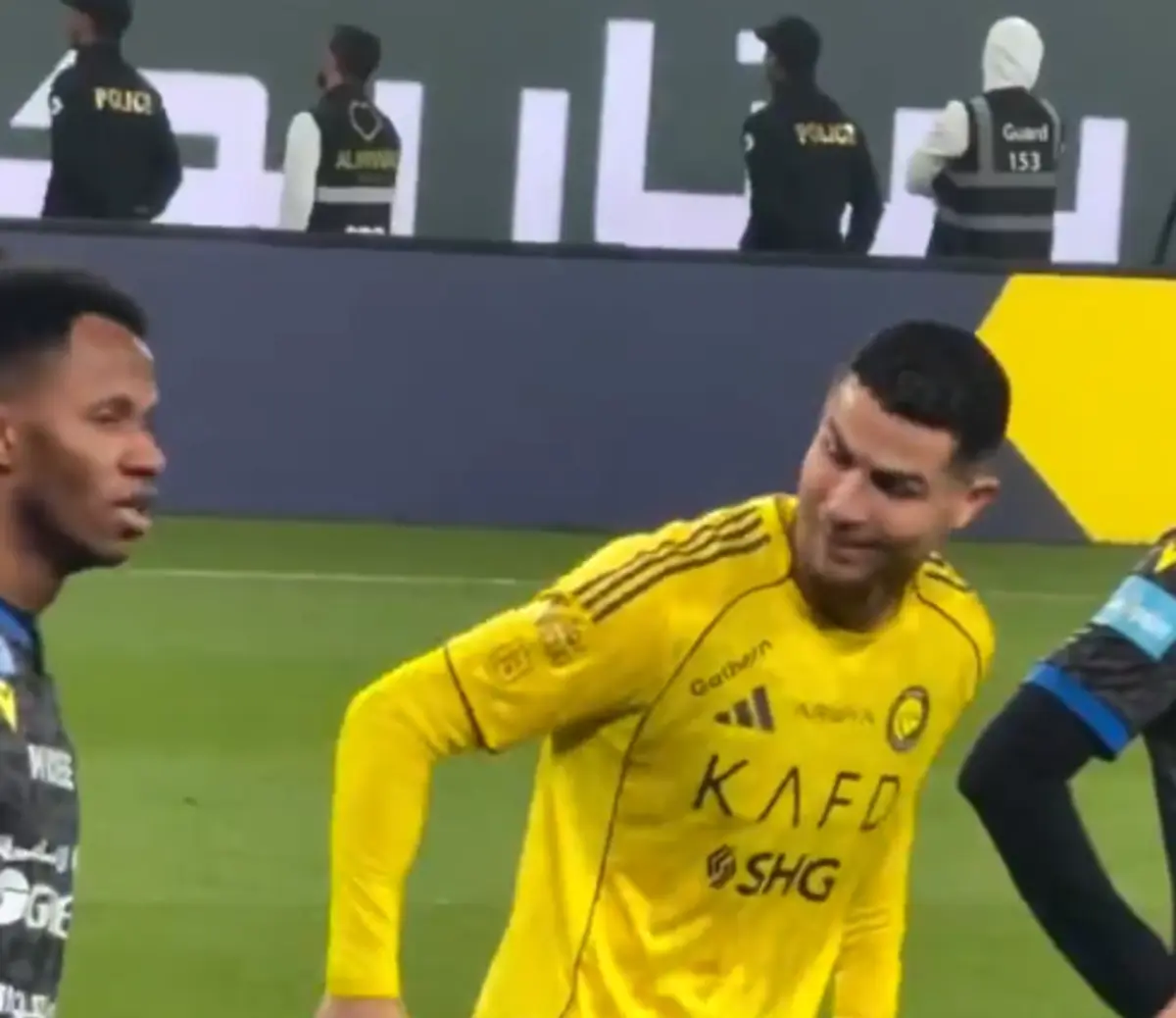 Imagem de contexto do artigo Cristiano Ronaldo disse a adversário para ter calma e convidou-o a saltar para as "cavalitas"