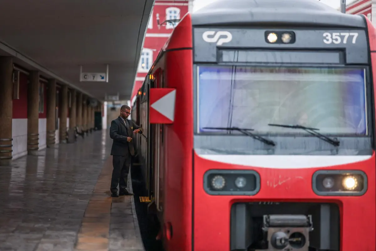 Imagem de contexto do artigo Suspensos comboios de longo curso entre Porto e Lisboa