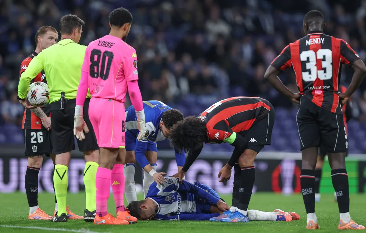 Alan Varela saiu com queixas do jogo contra o Nice