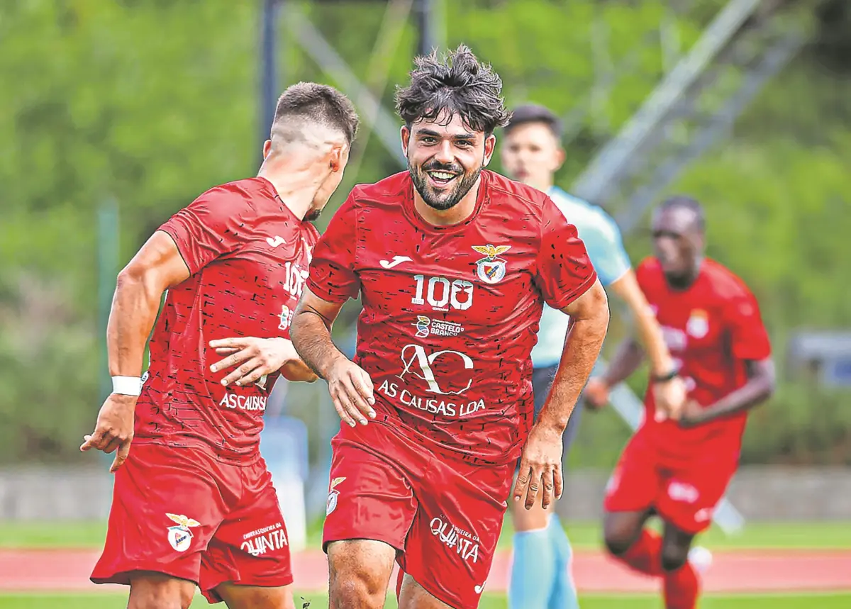 Imagem de contexto do artigo Sacra, um goleador em Castelo Branco: "Estar longe de casa está a fazer-me bem"