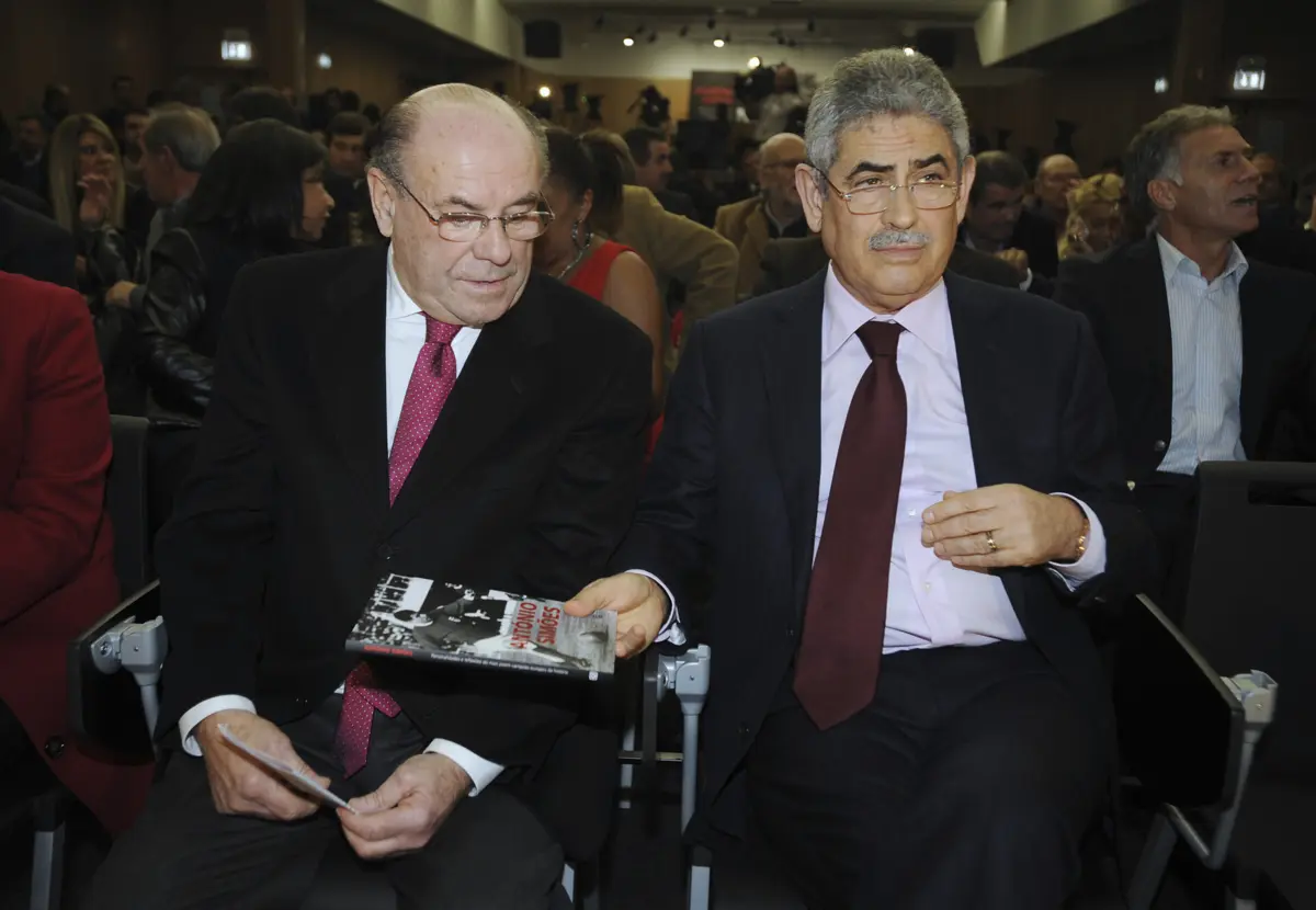 António Simões e Luís Filipe Veira (Arquivo: Álvaro Isidoro/Global Imagens)