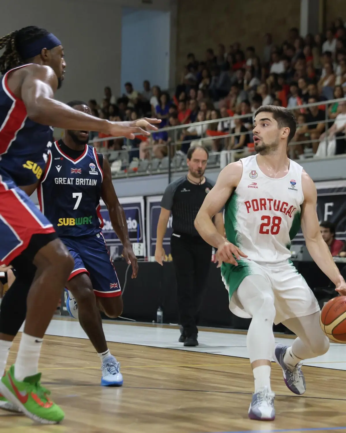 Seleção de basquetebol vence torneio em Guimarães após derrotar Grã-Bretanha (créditos: FPB)