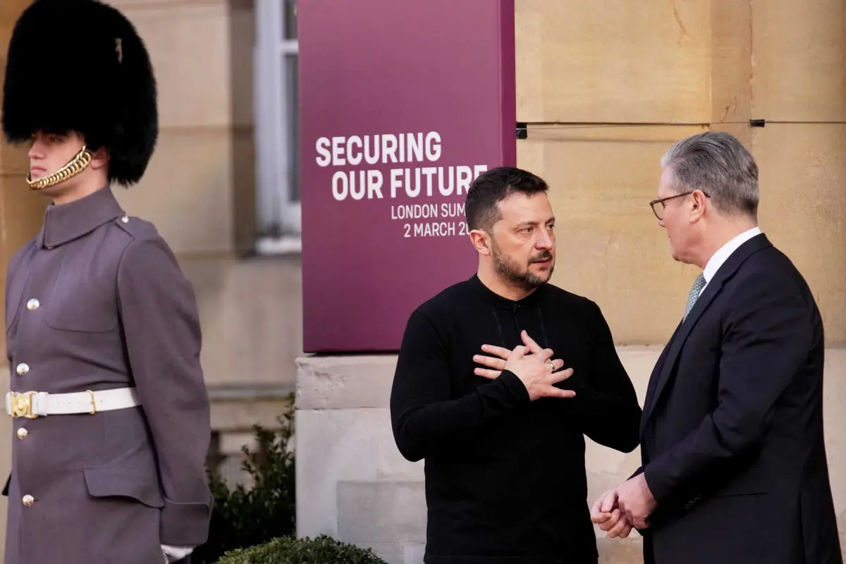 Volodymyr Zelensky agradece a Keir Starmer