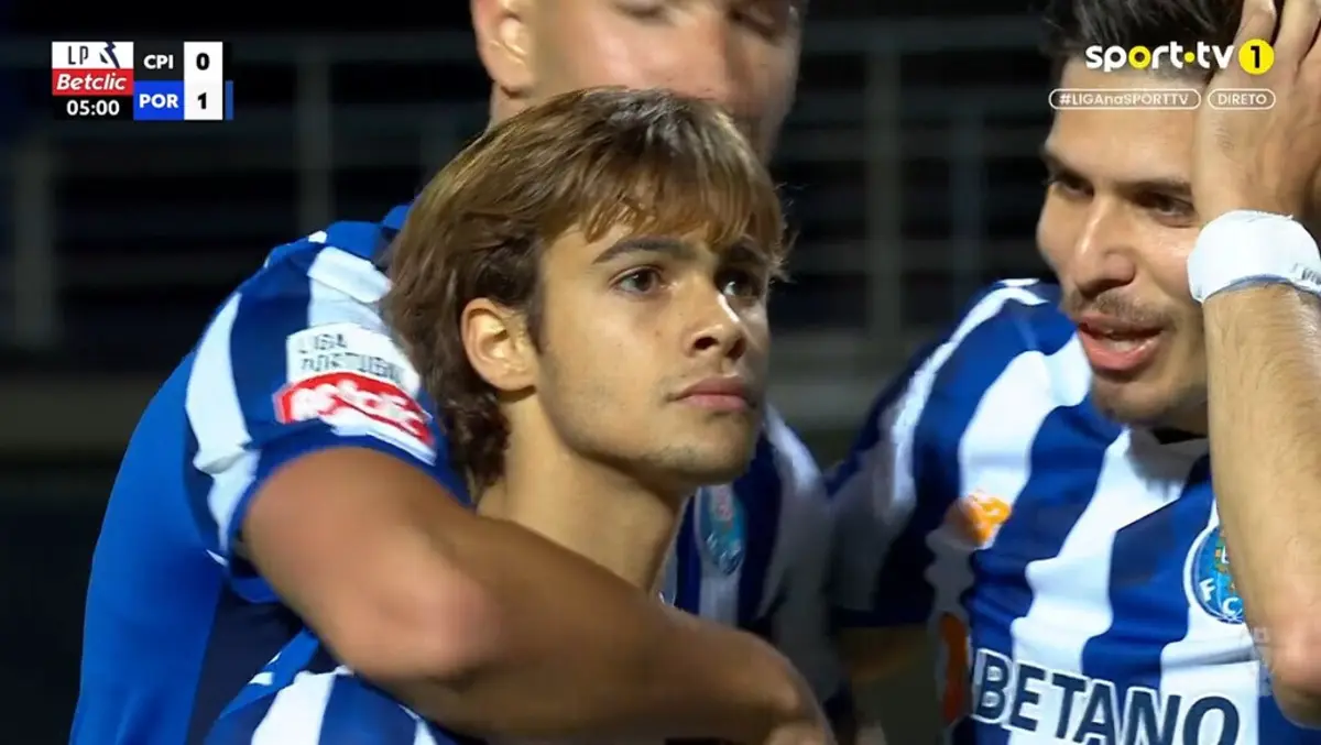 Imagem de contexto do artigo Golaço: Rodrigo Mora decidiu Casa Pia-FC Porto com "roleta"