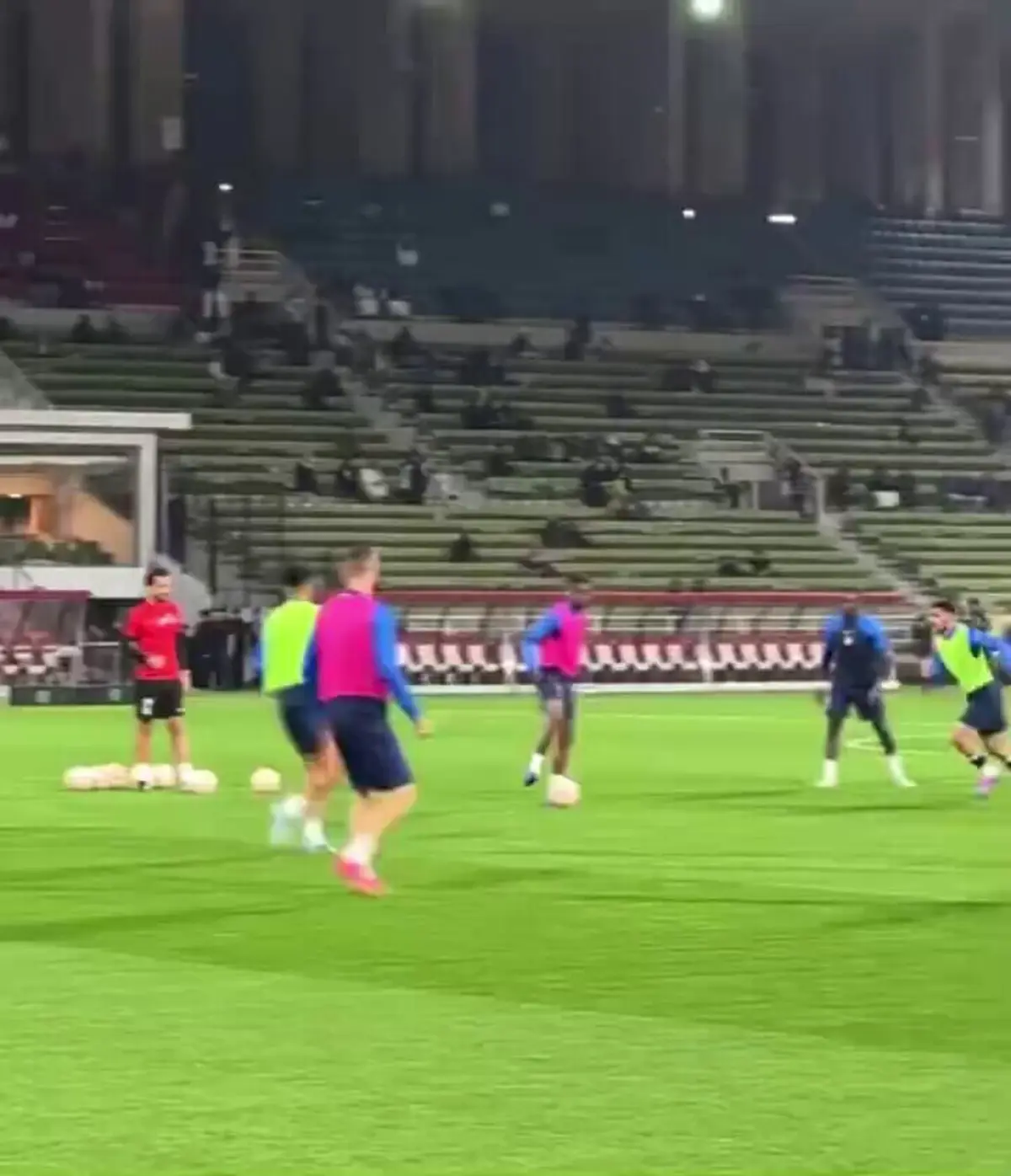 Imagem de contexto do artigo Adeptos do Al Taawon provocam Cristiano Ronaldo com cânticos por Messi: veja o vídeo