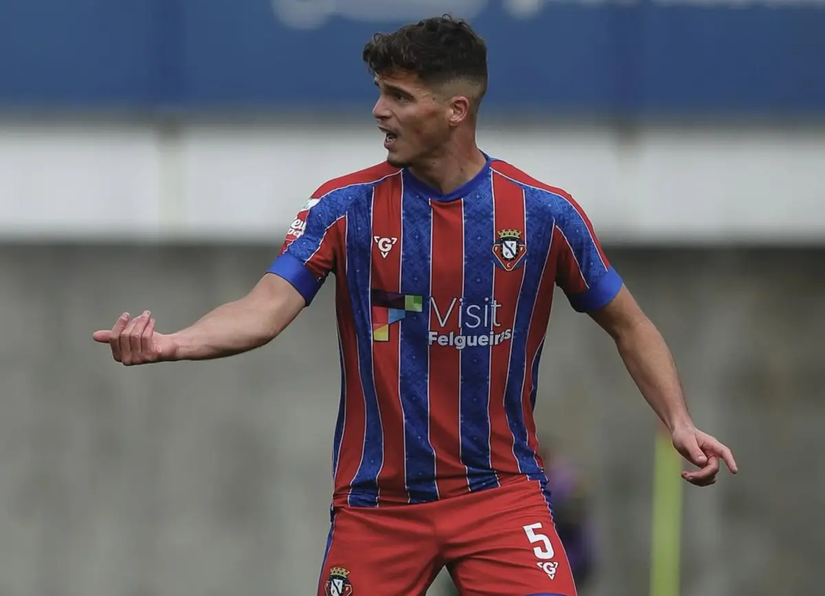 Imagem de contexto do artigo Felgueiras anuncia sexta renovação: Pedro Rosas continua