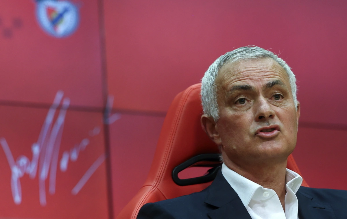 José Mourinho foi apresentado como treinador do Benfica
