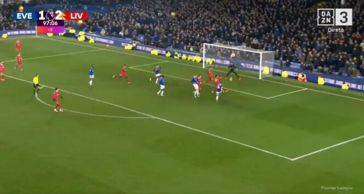 Imagem de contexto do artigo Salah aplica reviravolta, mas Everton impõe empate aos 90+8': ora veja