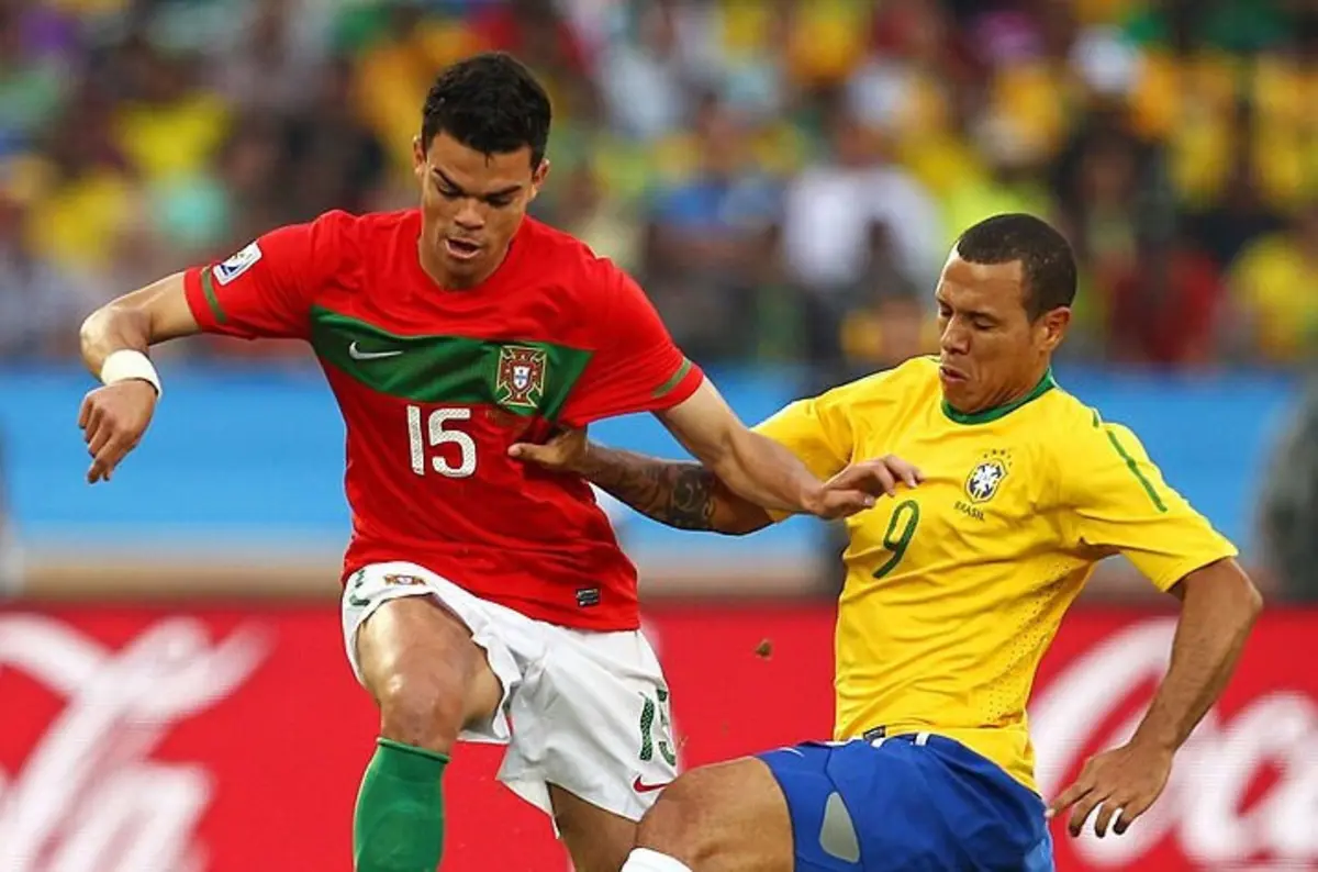 Imagem de contexto do artigo "Eu e o Felipe Melo combinámos: 'Vamos matar o Pepe'. Ele era bravo"