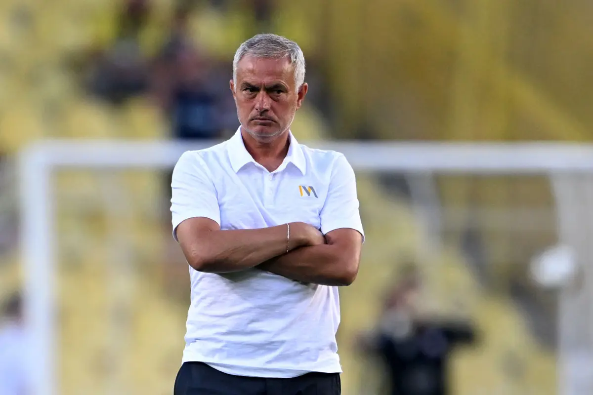 Mourinho (créditos: Fenerbahçe)