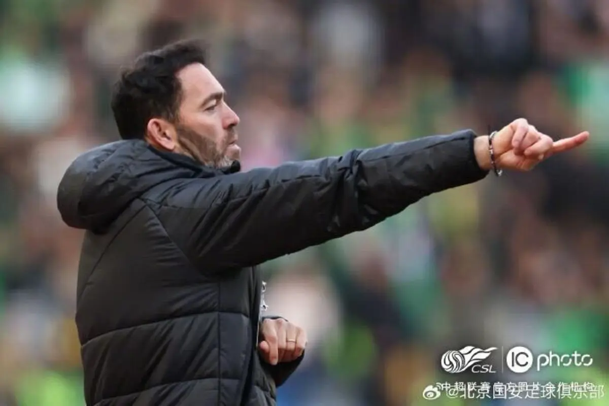 Ricardo Soares (créditos: Weibo Beijing Guoan)