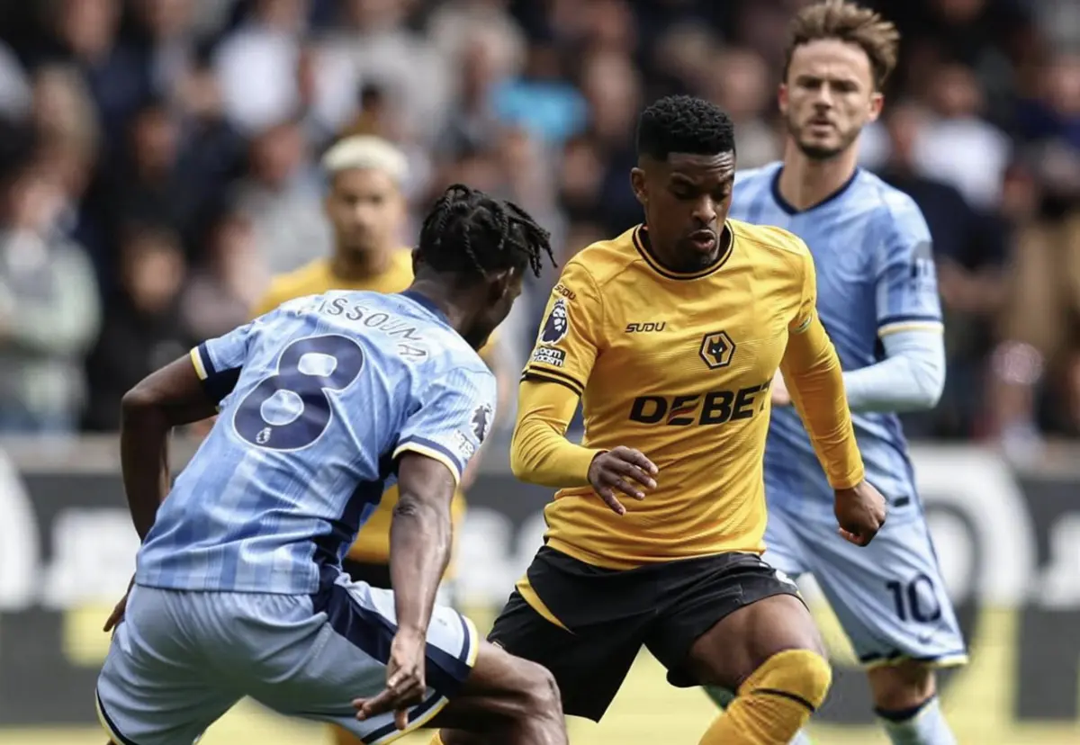 Nélson Semedo está a cumprir a quinta temporada no Wolverhampton (créditos: reprodução/Instagram)