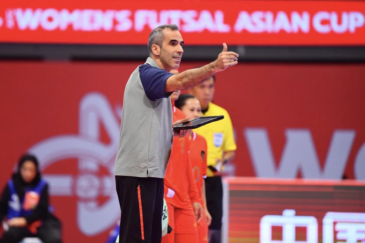 Luís Estrela, selecionador da equipa feminina de futsal da Indonésia (créditos: AFC)