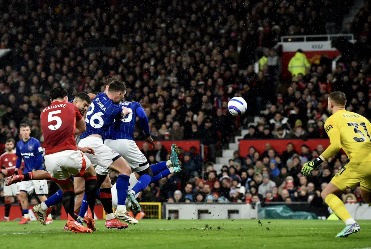 Imagem de contexto do artigo Bolas paradas de Bruno Fernandes na reviravolta no Manchester United-Ipswich. Ora veja