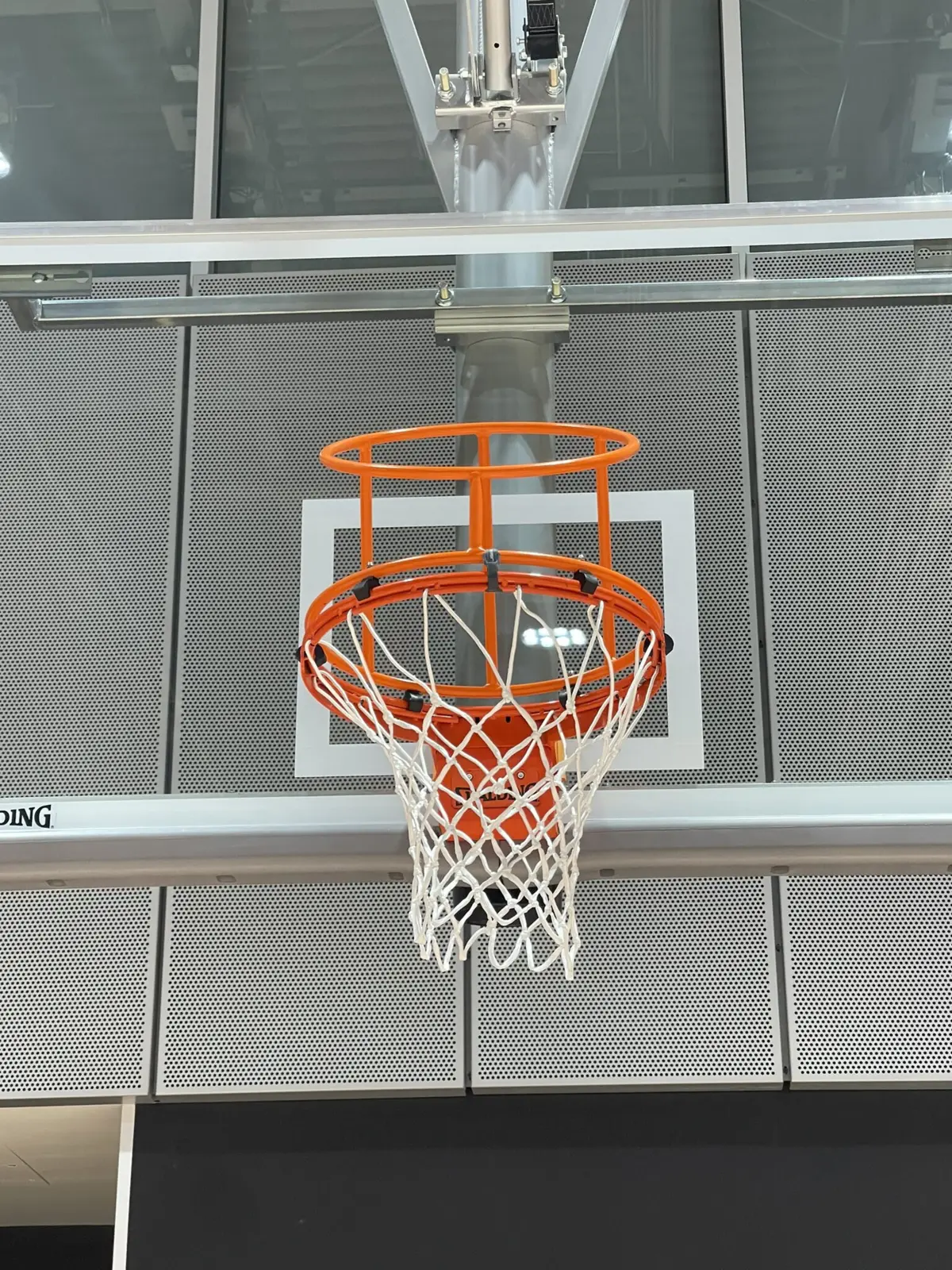 Imagem de contexto do artigo LA Clippers inovam e treinam com duplo cesto para afinar a pontaria