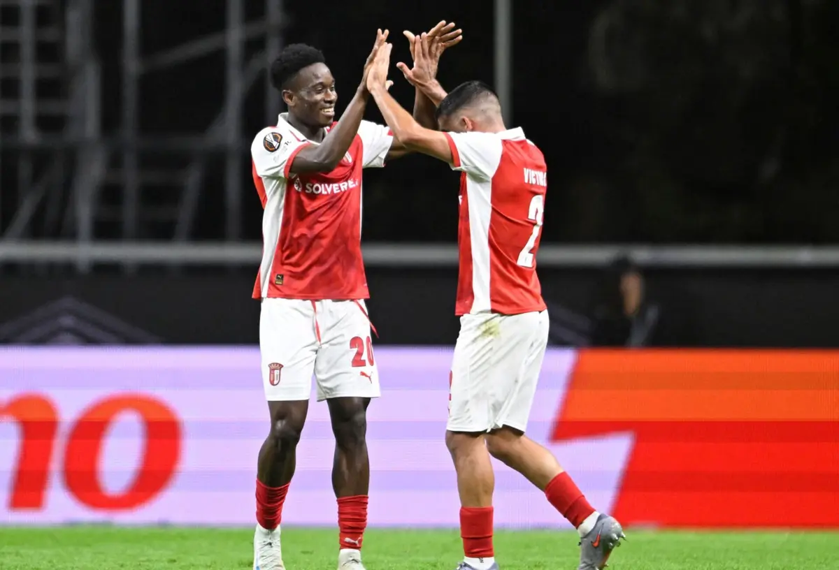 Dorgeles e Victor Gómez