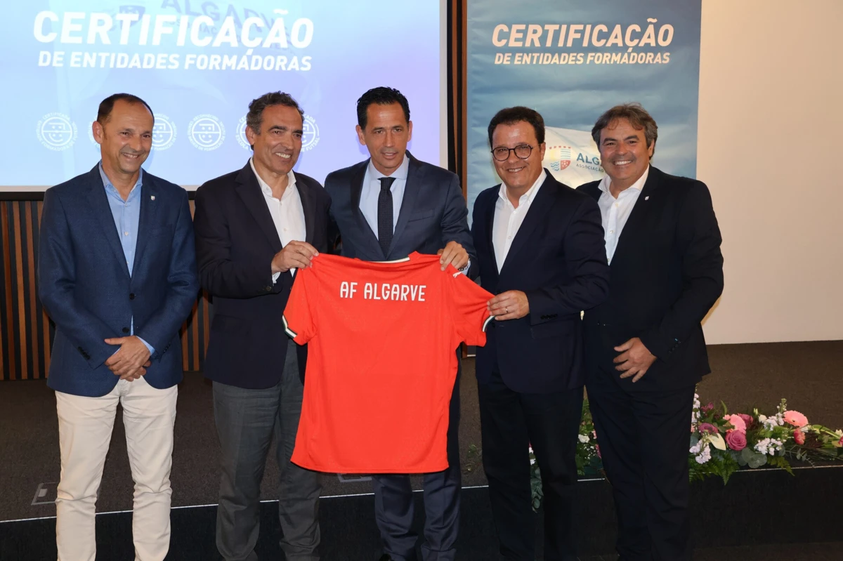 Imagem de contexto do artigo Reinaldo Teixeira recebeu Pedro Proença na AF Algarve