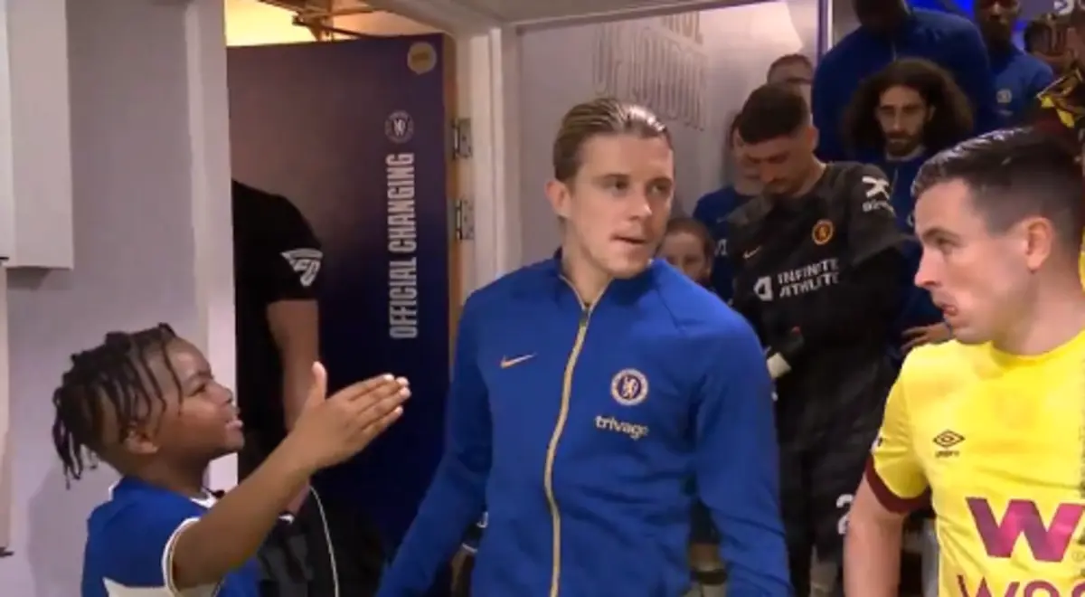 Imagem de contexto do artigo Chelsea defende Gallagher, acusado de racismo: "O nível de abuso..."