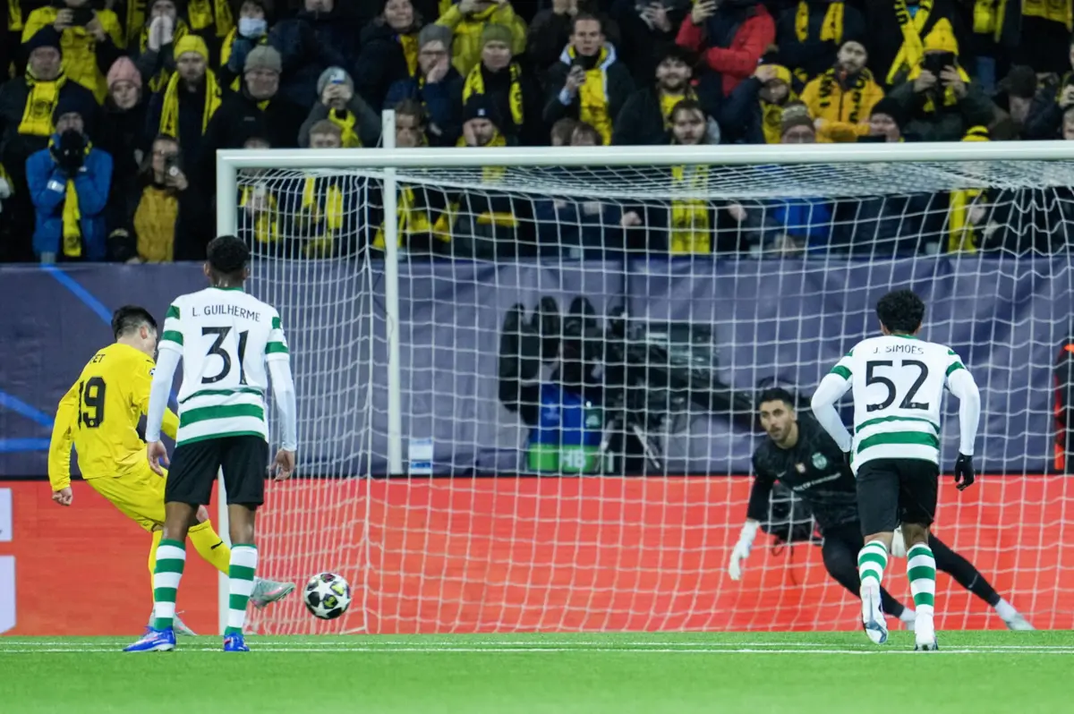 Sondre Fet marcou ao Sporting de penálti