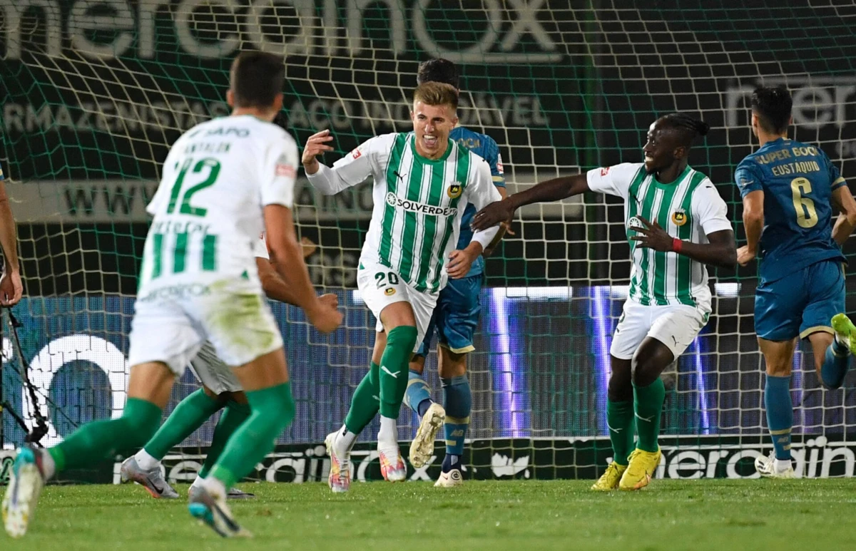 Imagem de contexto do artigo Costinha ainda pode render mais ao Rio Ave do que os 2,5 milhões de euros